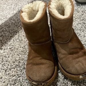 Ugg boots size 10
